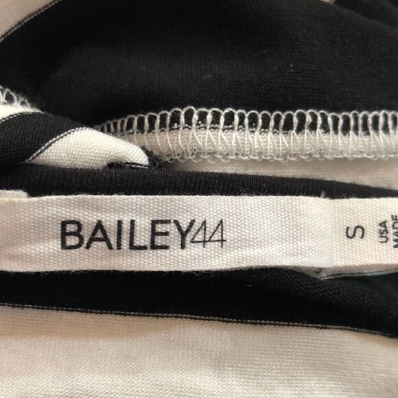 Bailey 44 Black and White Short Sleeve Top - Picture 7 of 7